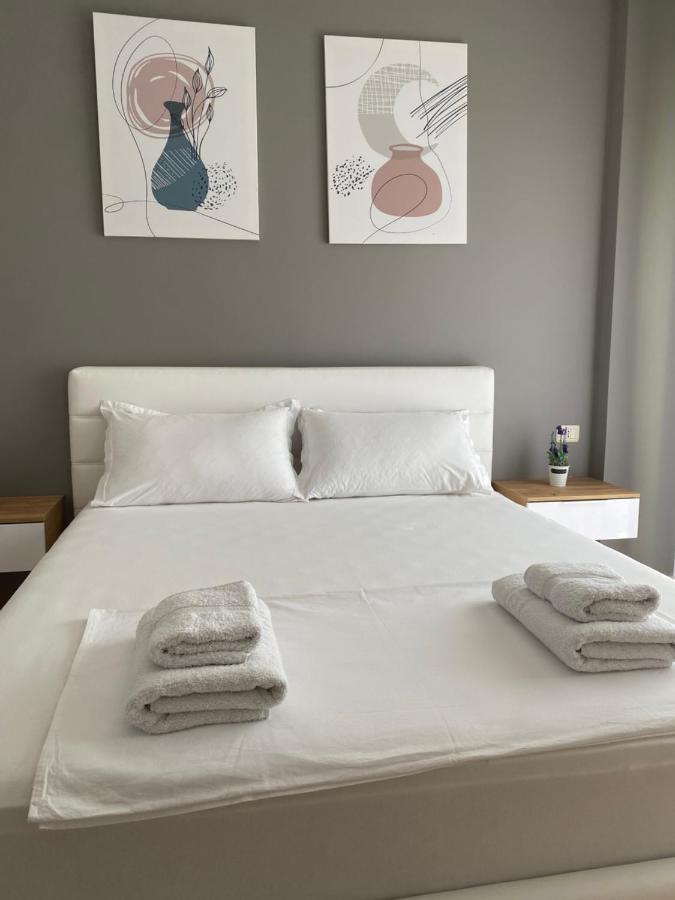 Cheerful 2-bedroom In Golem * Golem (Tirana)